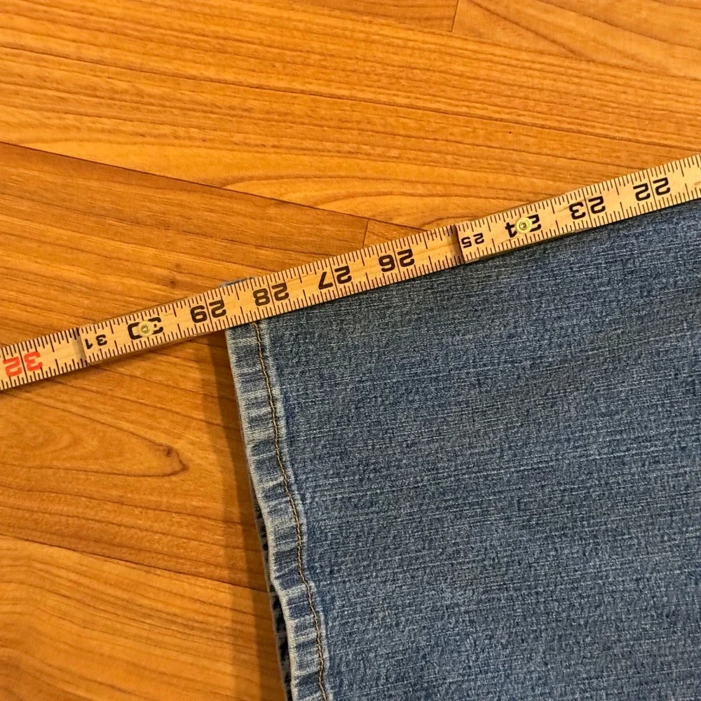Levis 550 Jeans Mens 32x29 Blue Relaxed Boot Cut Medium Wash Denim Classic